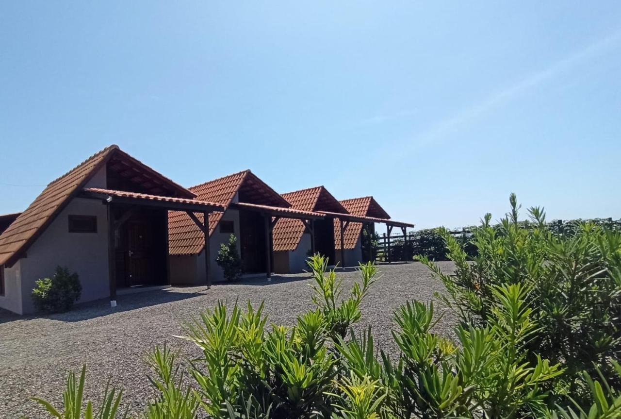 Chales Da Ninah Penha  Buitenkant foto